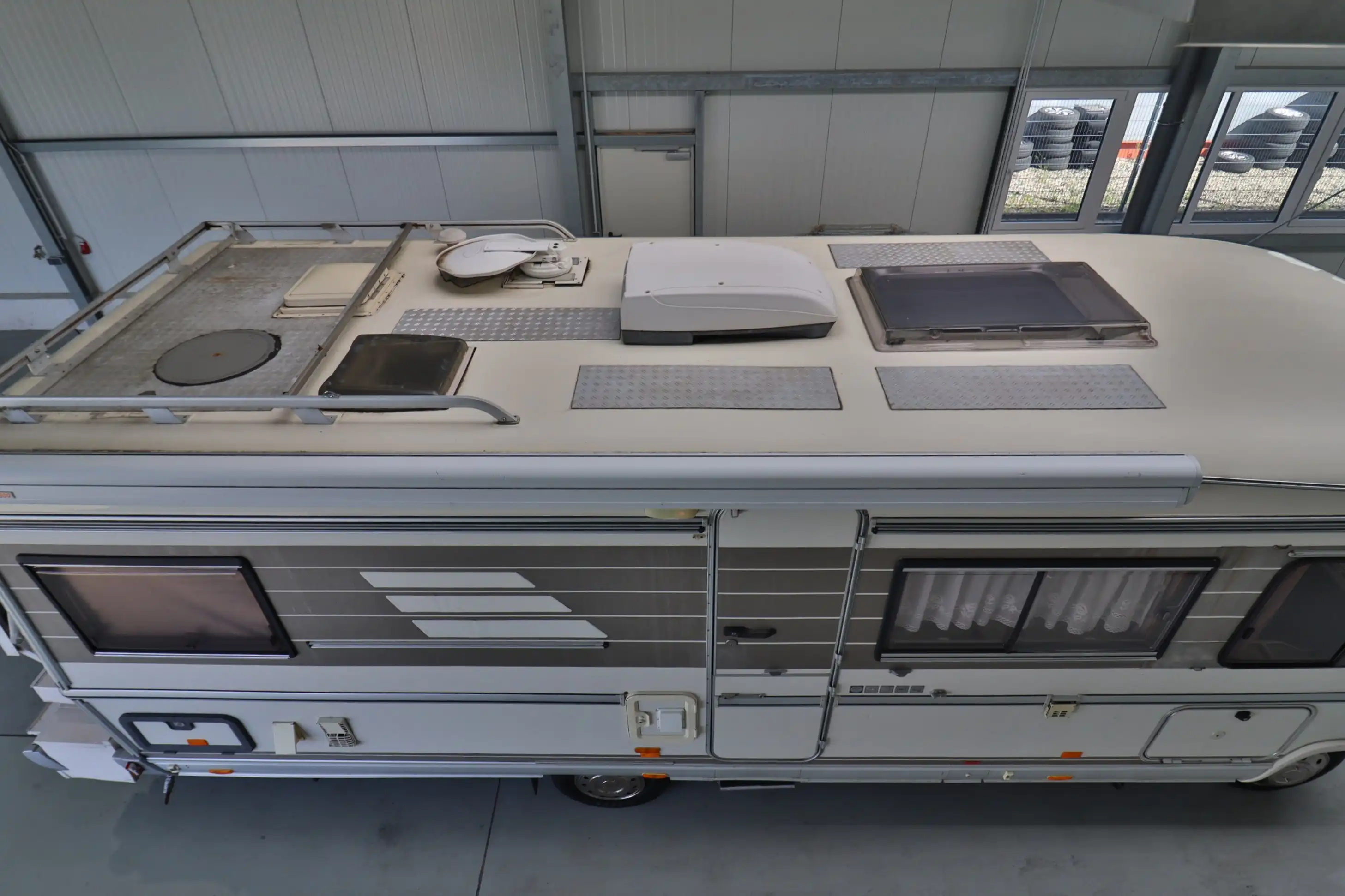 HYMER-ERIBA S 700